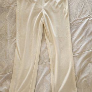 Attyre winter white knit slacks, Large